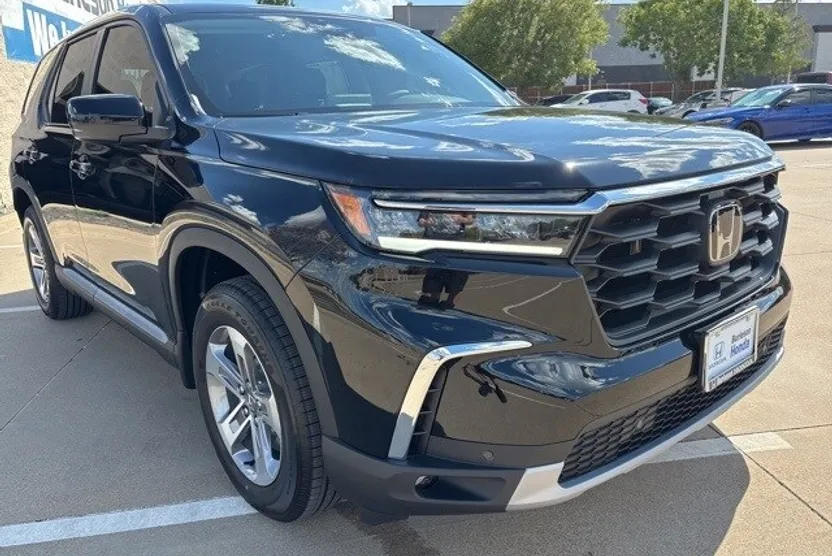 2025 Honda Pilot EX-L photo 1