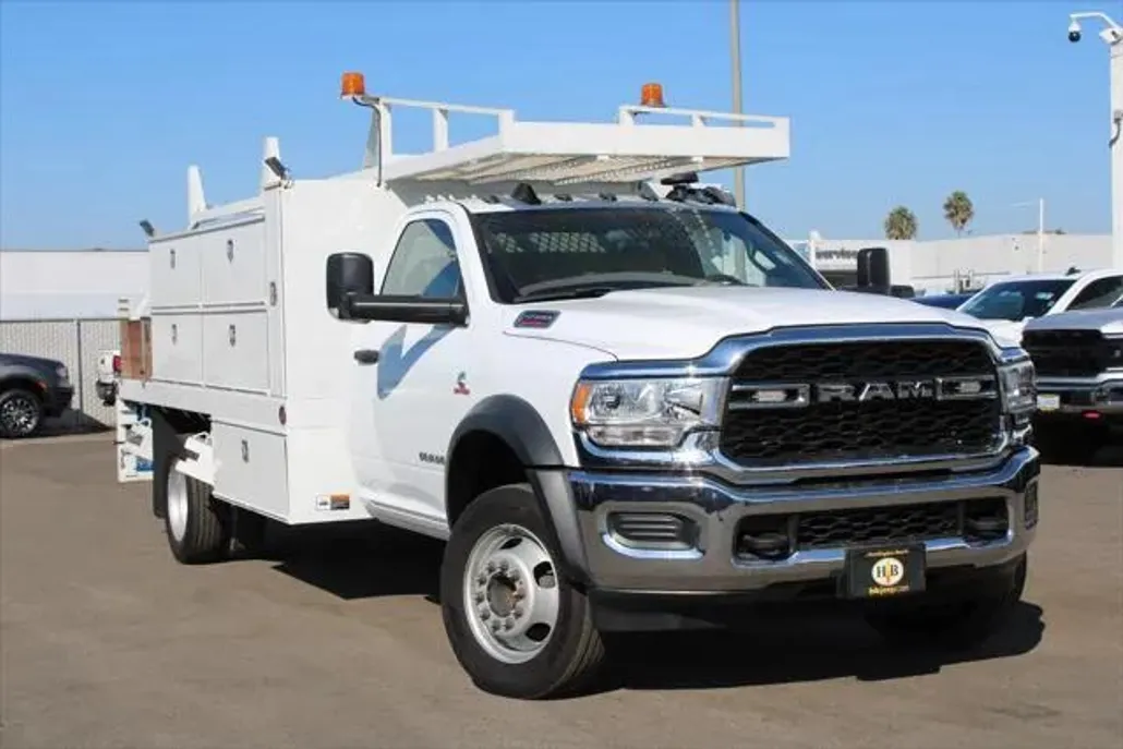 2022 Ram 5500 Tradesman photo 1