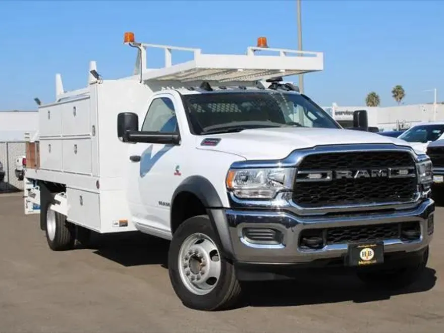 2022 Ram 5500 Tradesman photo 1