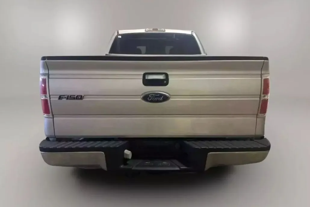 2010 Ford F-150 XLT photo 1