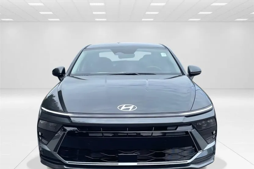 2026 Hyundai Sonata SE photo 1