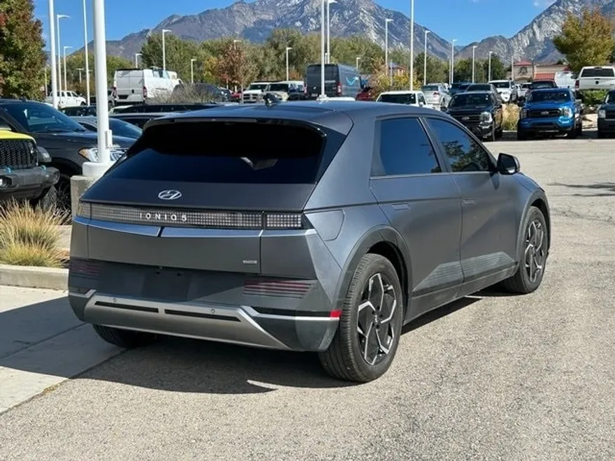2022 Hyundai Ioniq 5 SEL photo 1