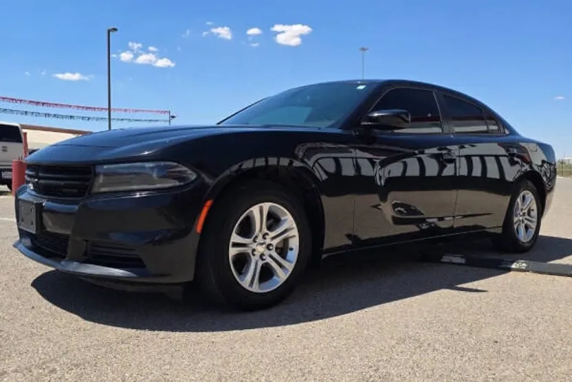 2022 Dodge Charger SXT photo 1