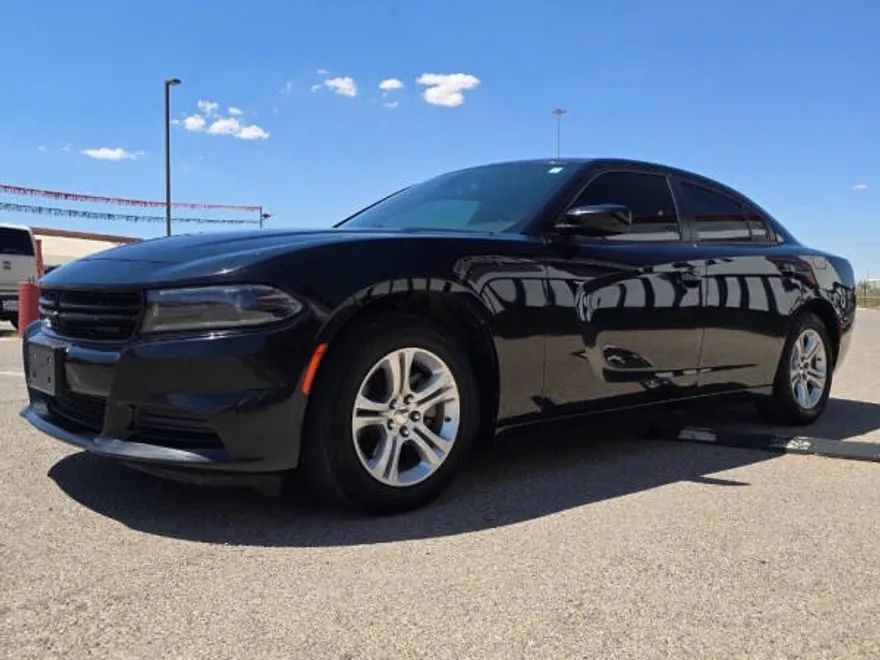 2022 Dodge Charger SXT photo 1