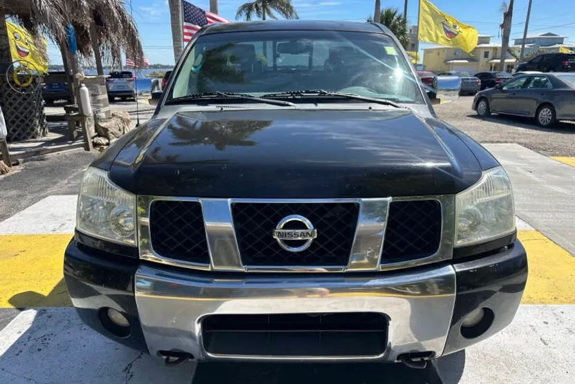 2006 Nissan Titan LE photo 1