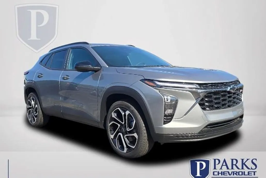 2025 Chevrolet Trax photo 1