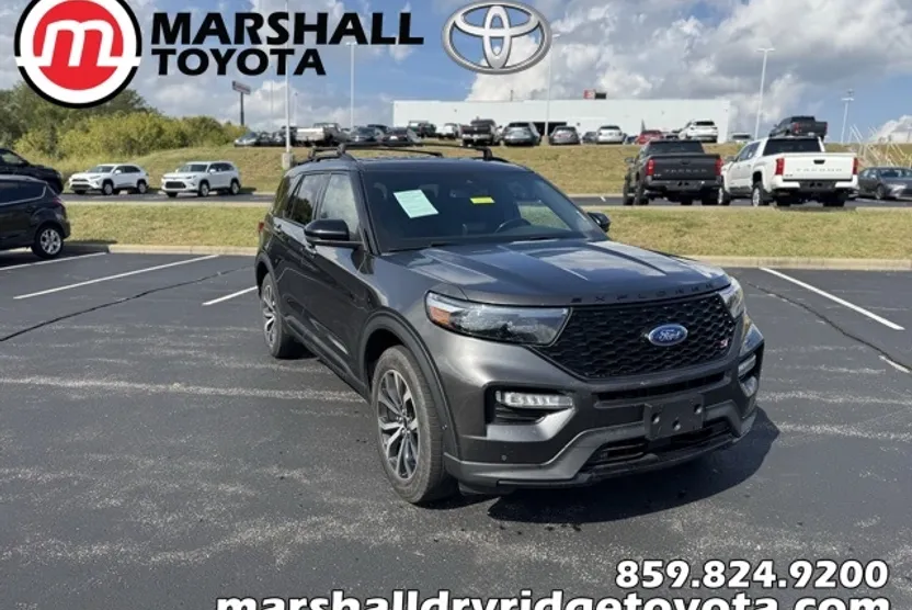 2020 Ford Explorer ST photo 1