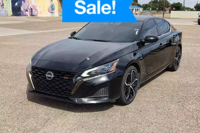 2024 Nissan Altima 2.5 SR photo 1
