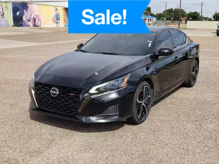 2024 Nissan Altima 2.5 SR photo 1