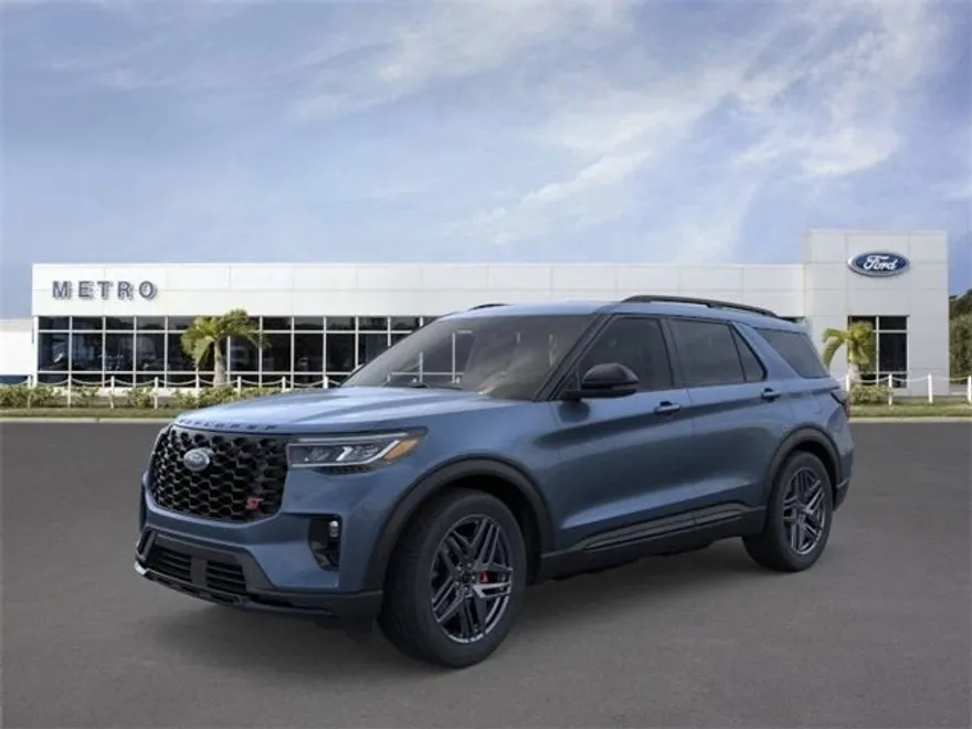 2025 Ford Explorer ST photo 1