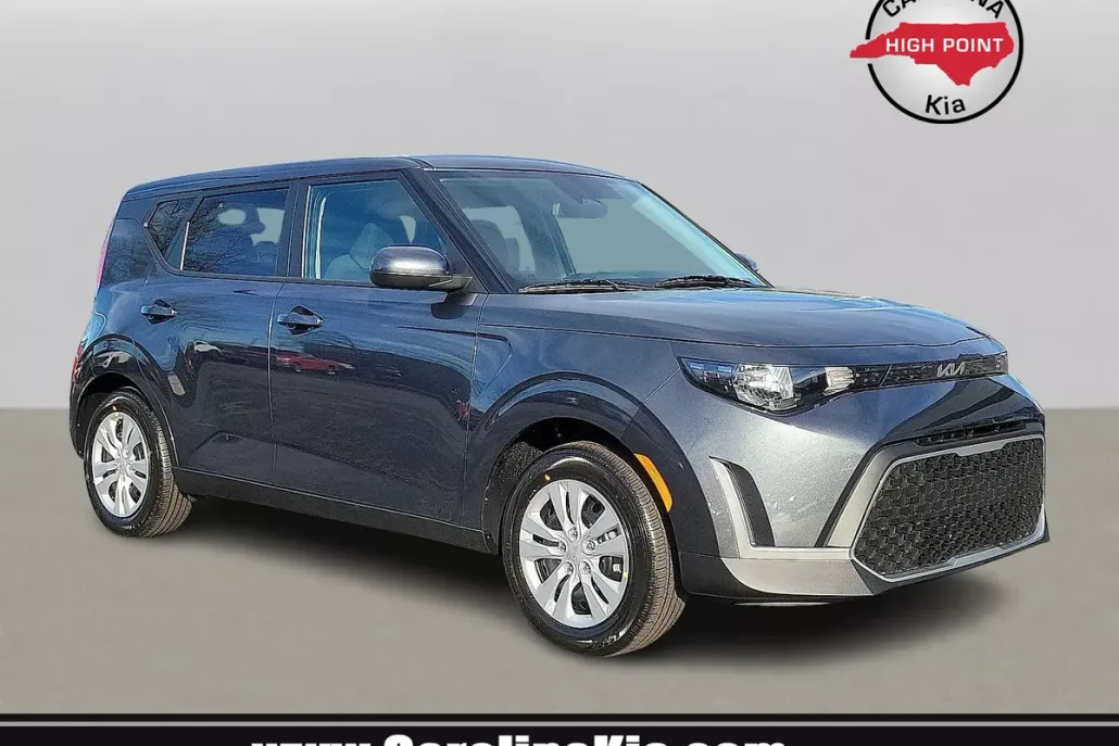 2025 Kia Soul LX photo 1