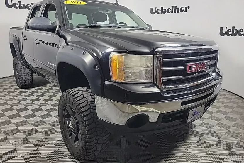 2011 Gmc Sierra 1500 SLE photo 1