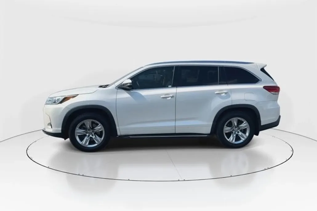 2018 Toyota Highlander Limited photo 1