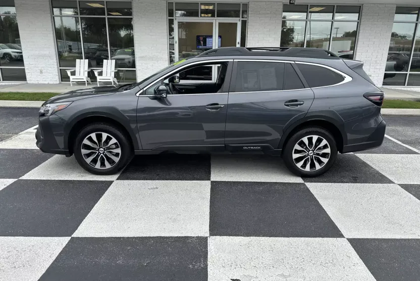2024 Subaru Outback Limited photo 1