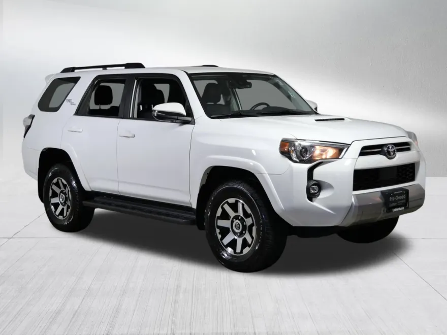 2024 Toyota 4Runner TRD Premium photo 1