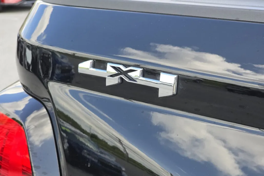 2025 Gmc Canyon Elevation photo 1