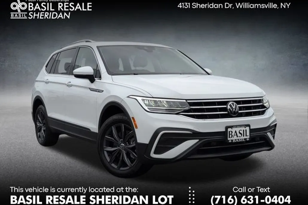 2022 Volkswagen Tiguan SE photo 1