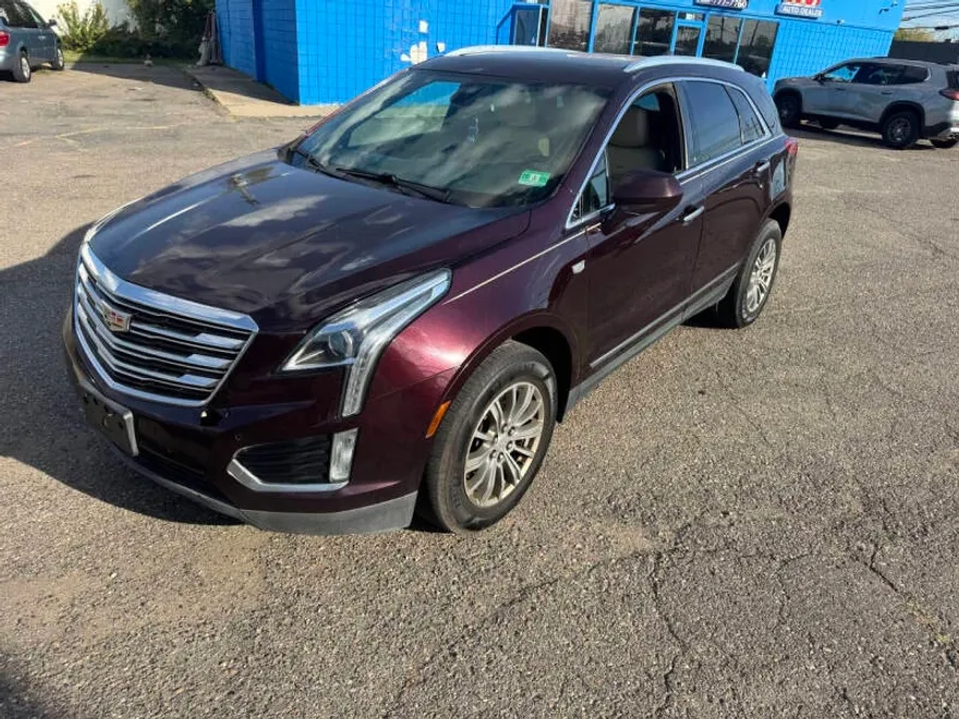 2017 Cadillac XT5 Luxury photo 1