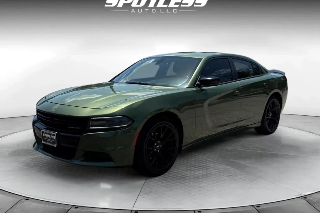 2018 Dodge Charger SXT photo 1