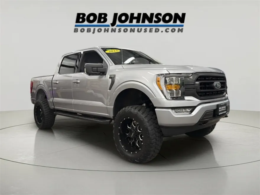 2023 Ford F-150 XLT photo 1