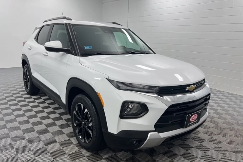 2021 Chevrolet Trailblazer LT photo 1