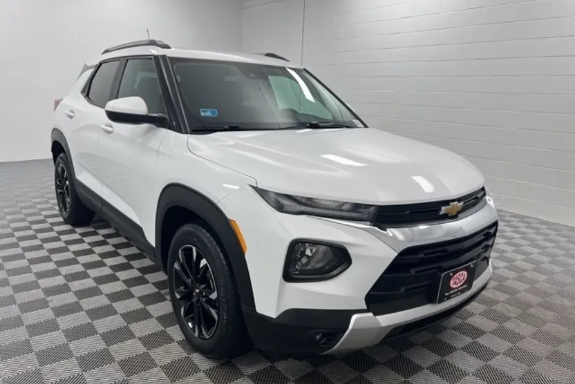 2021 Chevrolet Trailblazer LT photo 1