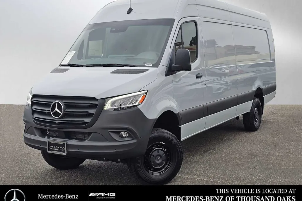 2024 Mercedes Benz Sprinter 2500 High Roof photo 1