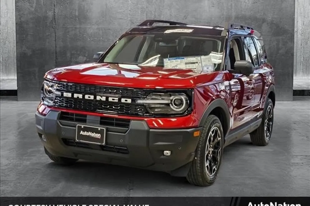 2025 Ford Bronco Sport Outer Banks photo 1