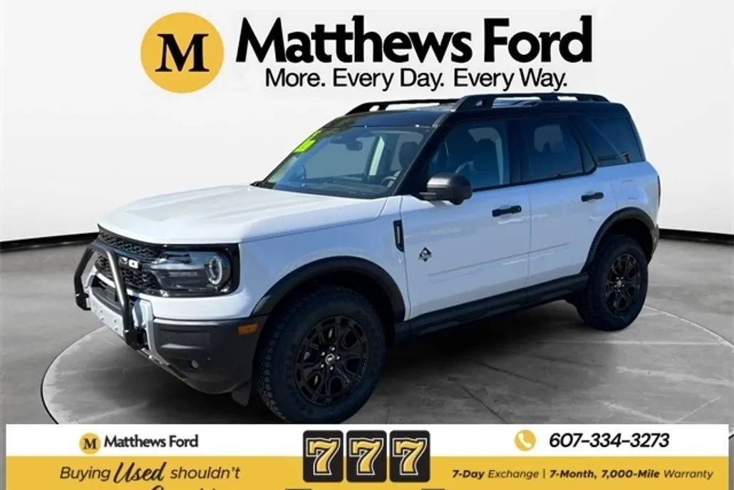 2025 Ford Bronco Sport Outer Banks photo 1