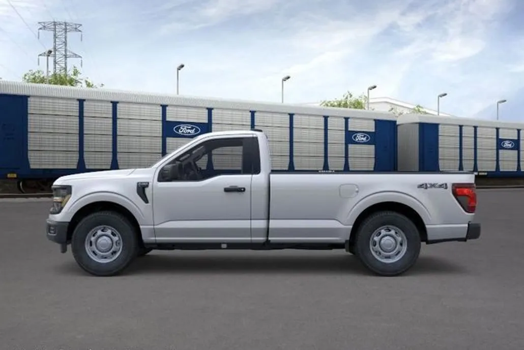 2025 Ford F-150 XL photo 1
