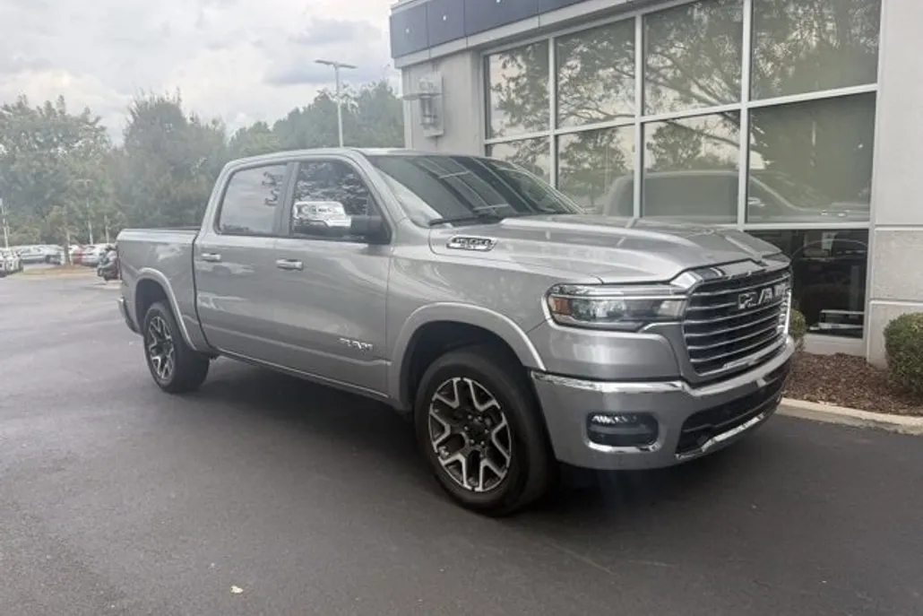 2025 Ram 1500 Laramie photo 1