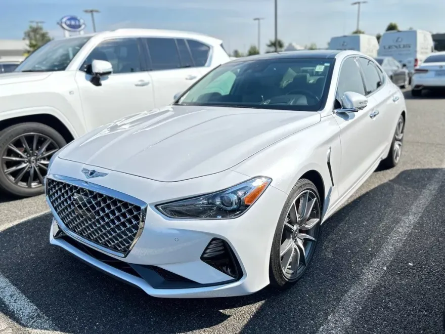 2019 Genesis G70 3.3T photo 1
