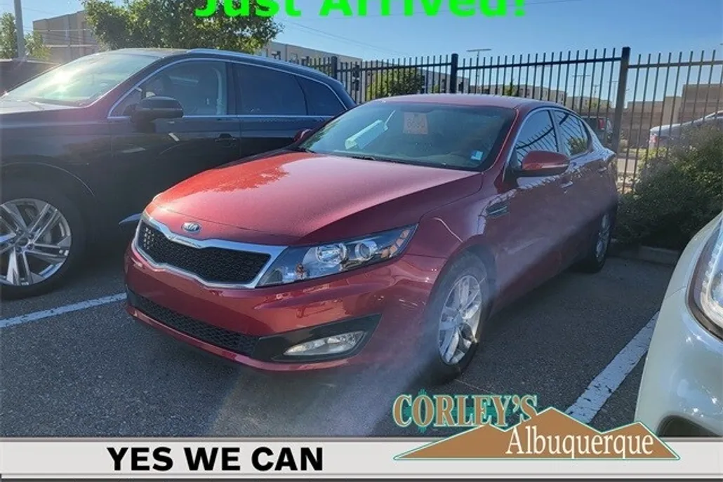 2013 Kia Optima LX photo 1