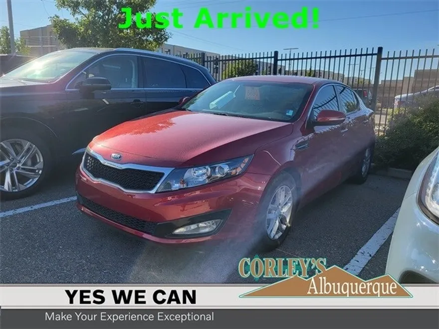 2013 Kia Optima LX photo 1