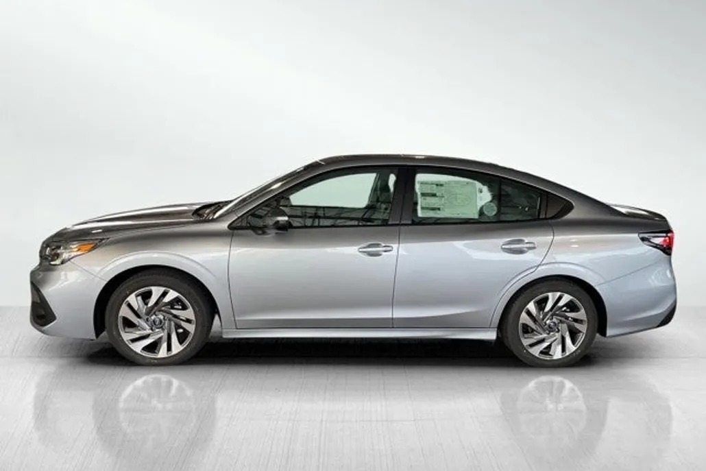 2025 Subaru Legacy Limited photo 1