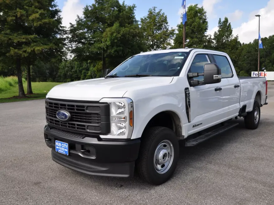 2025 Ford F-250 XL photo 1