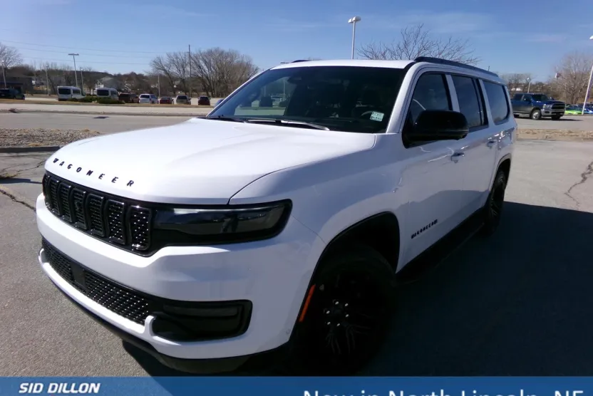 2025 Jeep Wagoneer L Series II Carbide photo 1