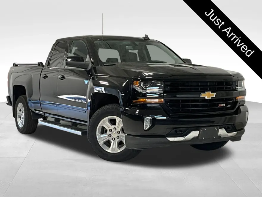 2018 Chevrolet Silverado 1500 LT photo 1