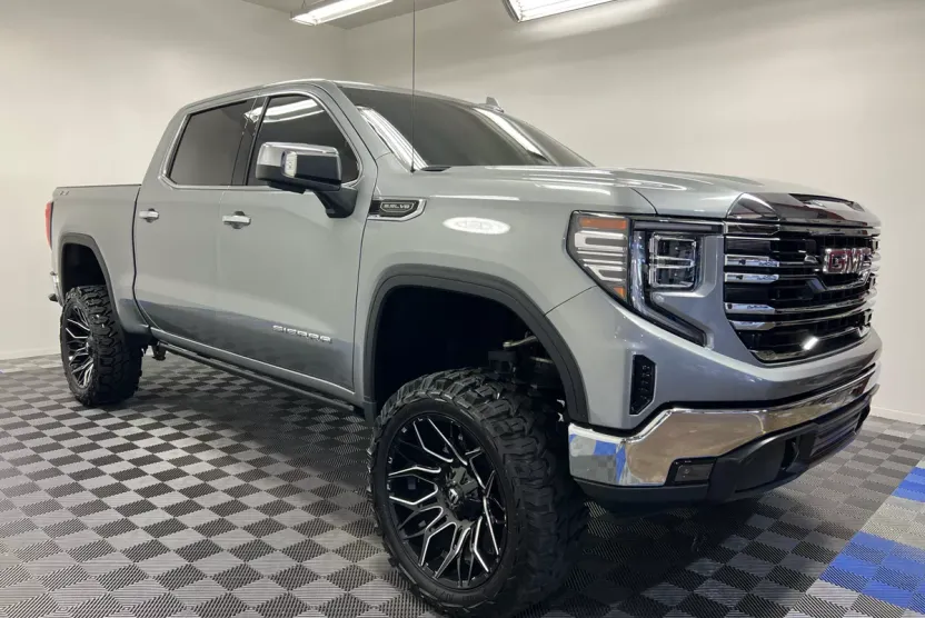 2023 Gmc Sierra 1500 SLT photo 1