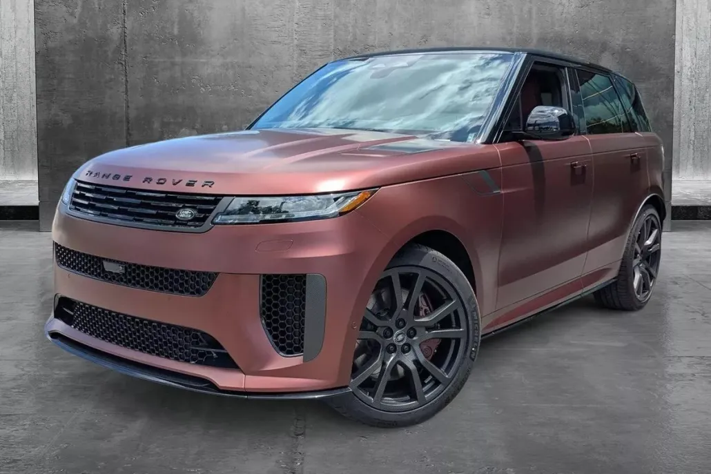 2025 Land Rover Range Rover Sport photo 1