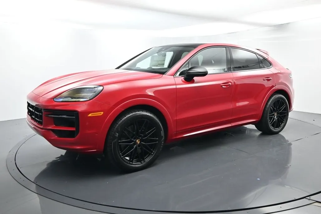2026 Porsche Cayenne Coupe photo 1