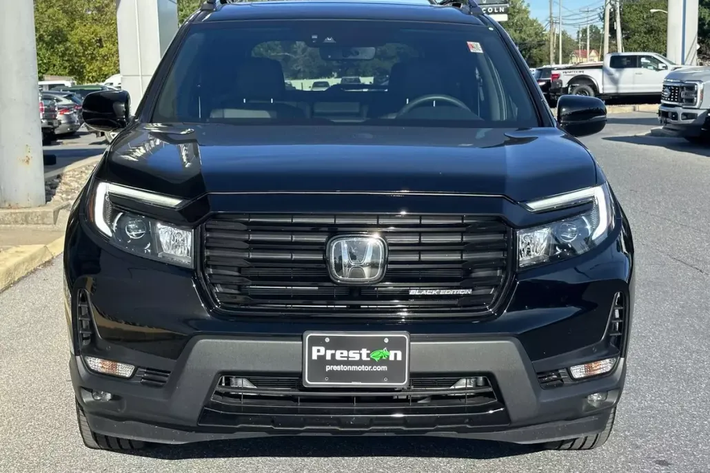 2025 Honda Passport Black Edition photo 1