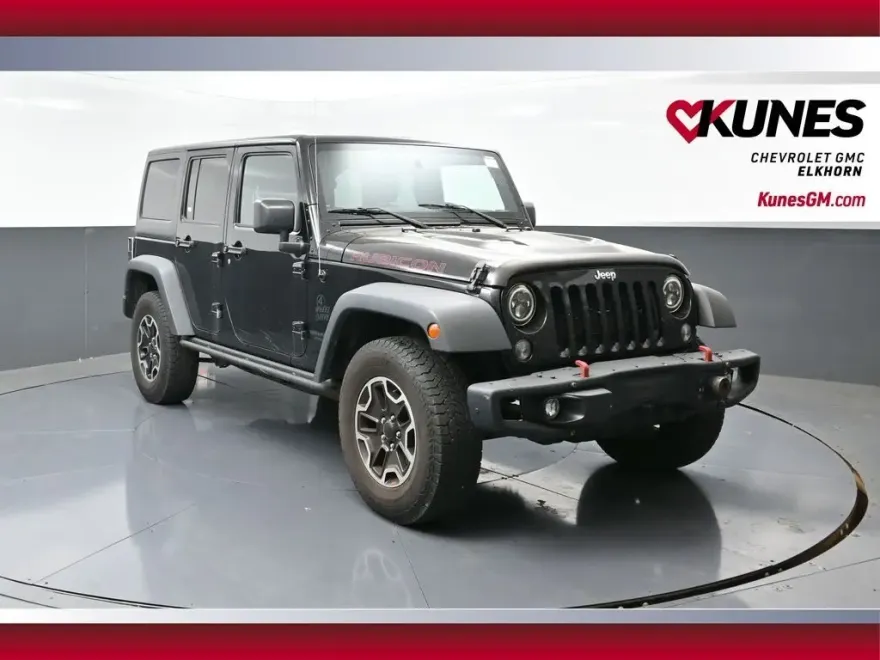 2015 Jeep Wrangler Unlimited Rubicon photo 1