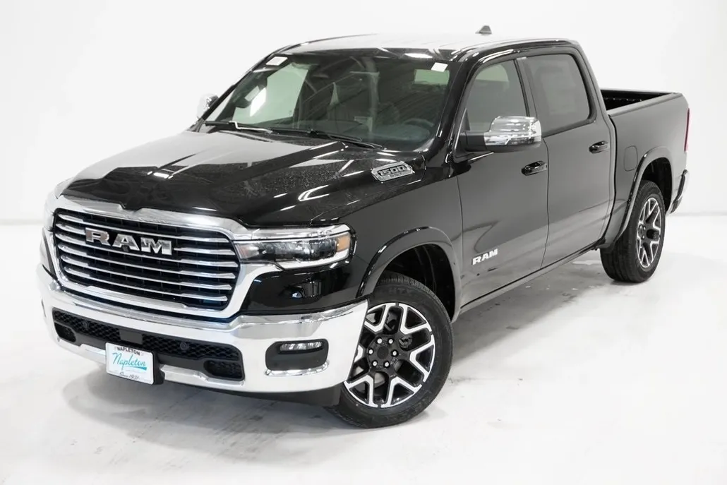 2025 Ram 1500 Laramie photo 1