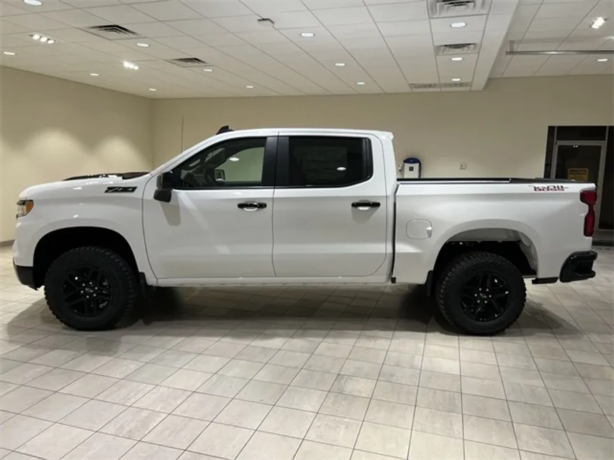 2025 Chevrolet Silverado 1500 LT Trail Boss photo 1