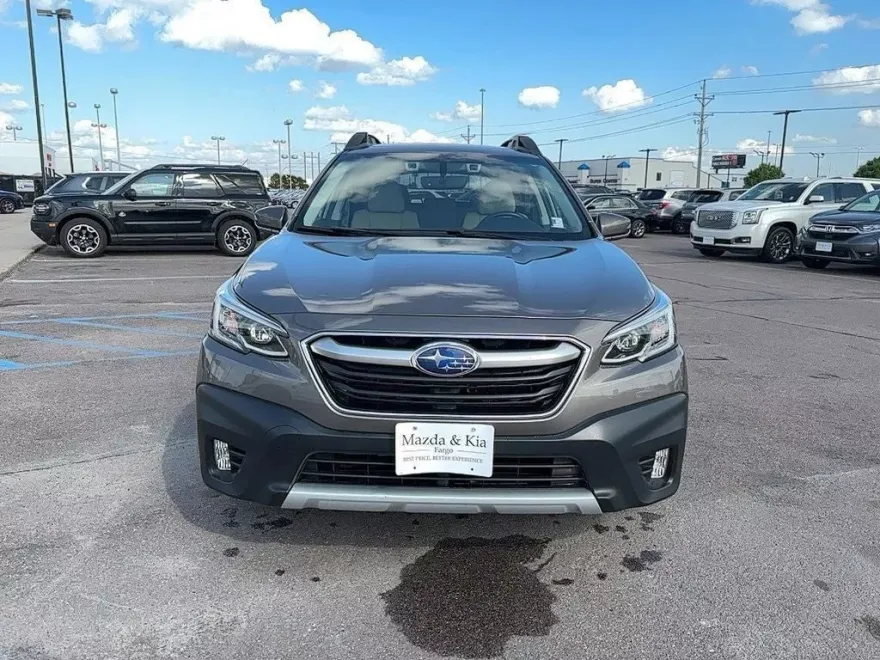 2021 Subaru Outback Limited XT photo 1