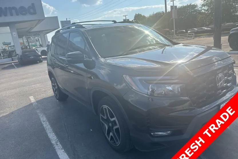 2023 Honda Passport Elite photo 1