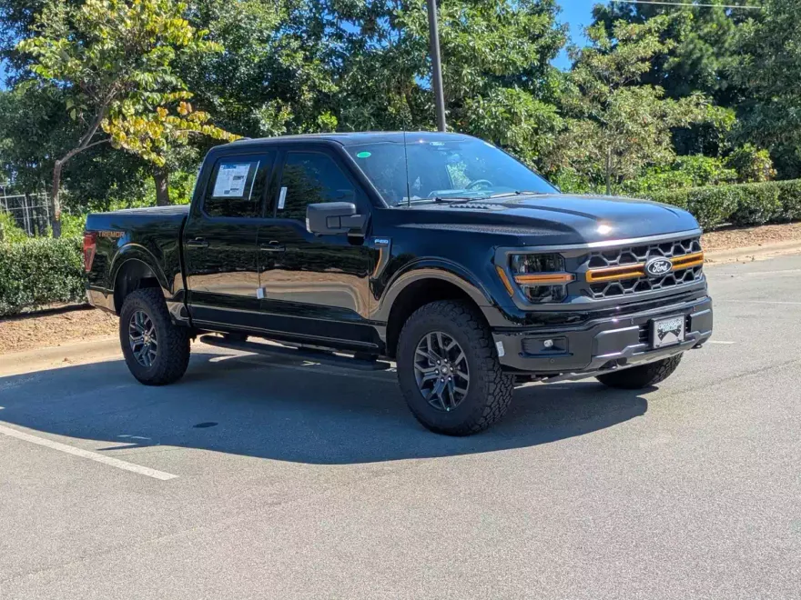 2025 Ford F-150 Tremor photo 1