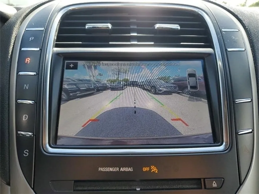 2019 Lincoln Nautilus Standard photo 26