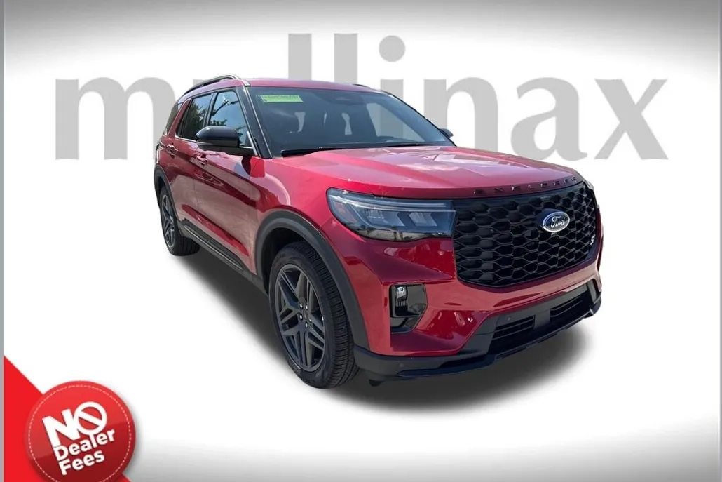 2025 Ford Explorer ST photo 1
